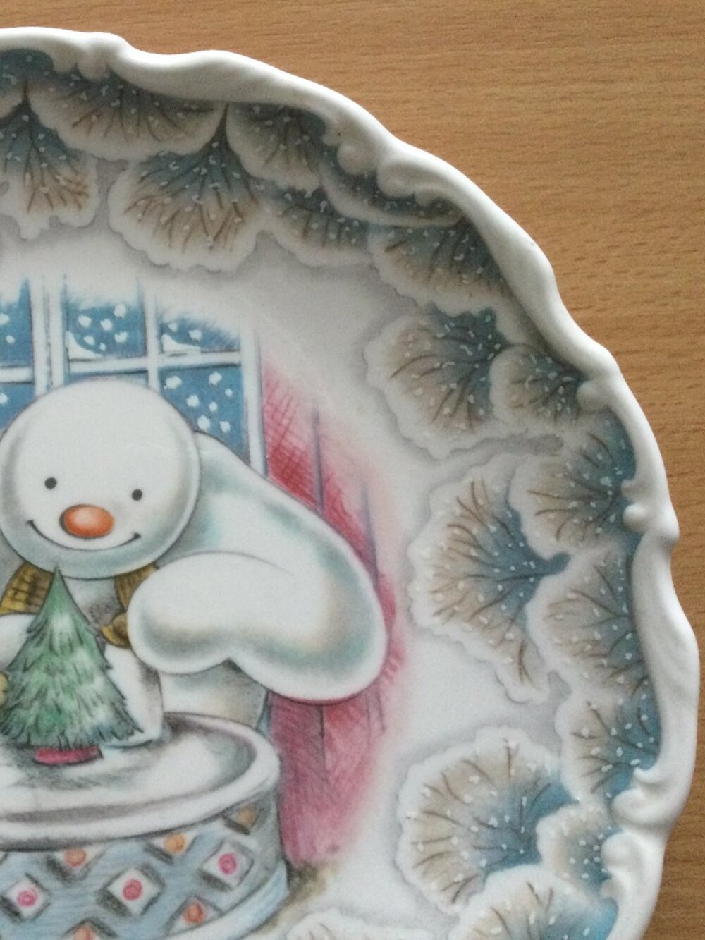 Royal Doulton The Snowman Gift Collection Plate – Snowman Christmas Cake-8 1/4 " - Picture 2 of 5